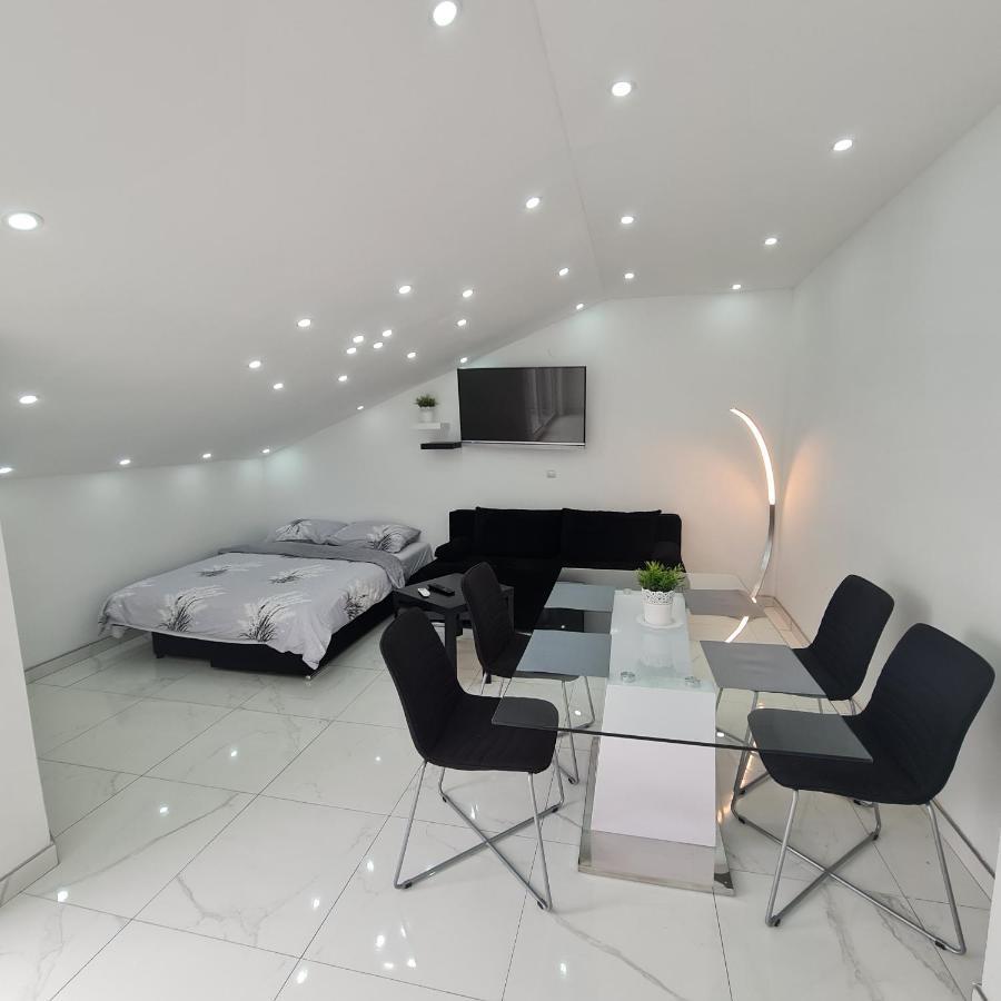 Apartments Blazevic, Heated Pool&Jacuzzi Dramalj Luaran gambar
