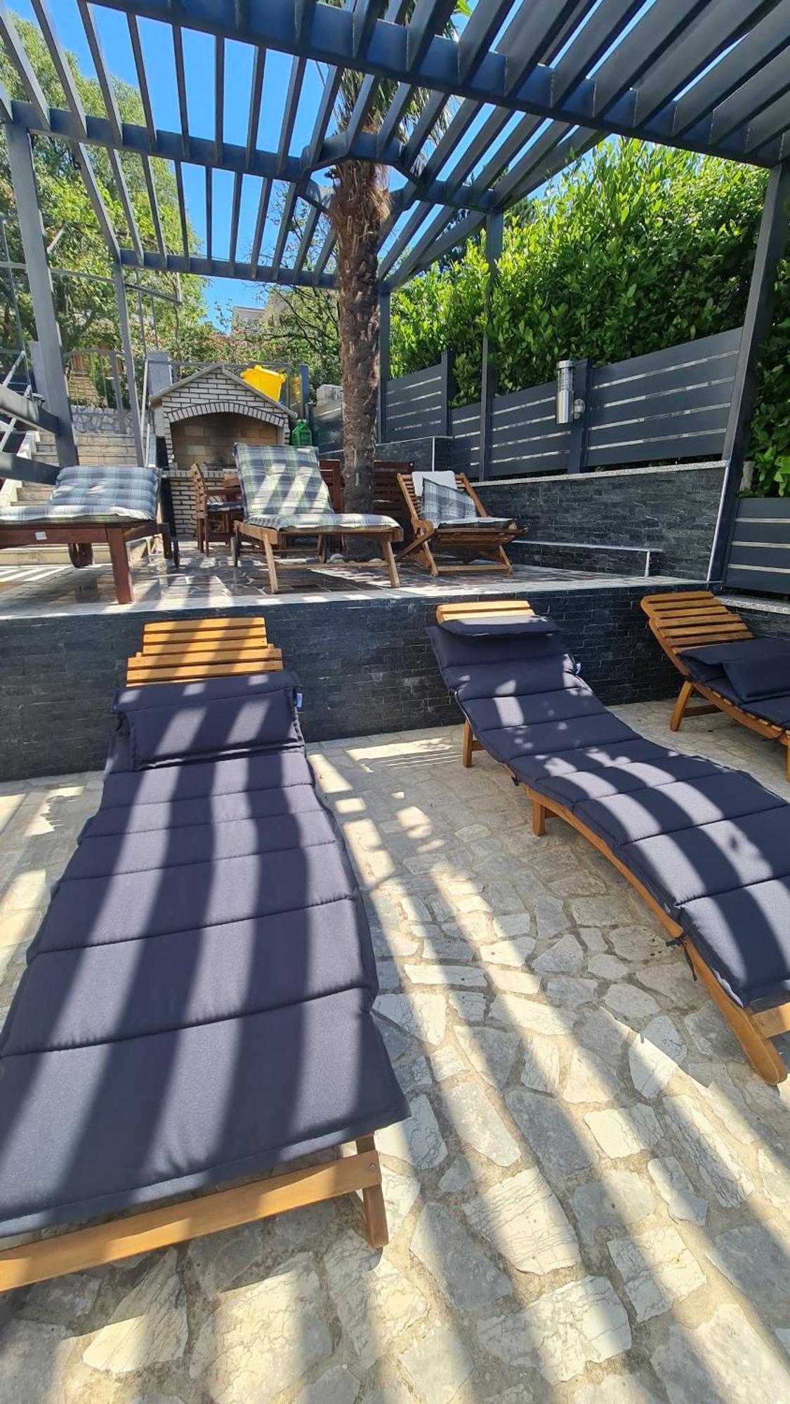 Apartments Blazevic, Heated Pool&Jacuzzi Dramalj Luaran gambar