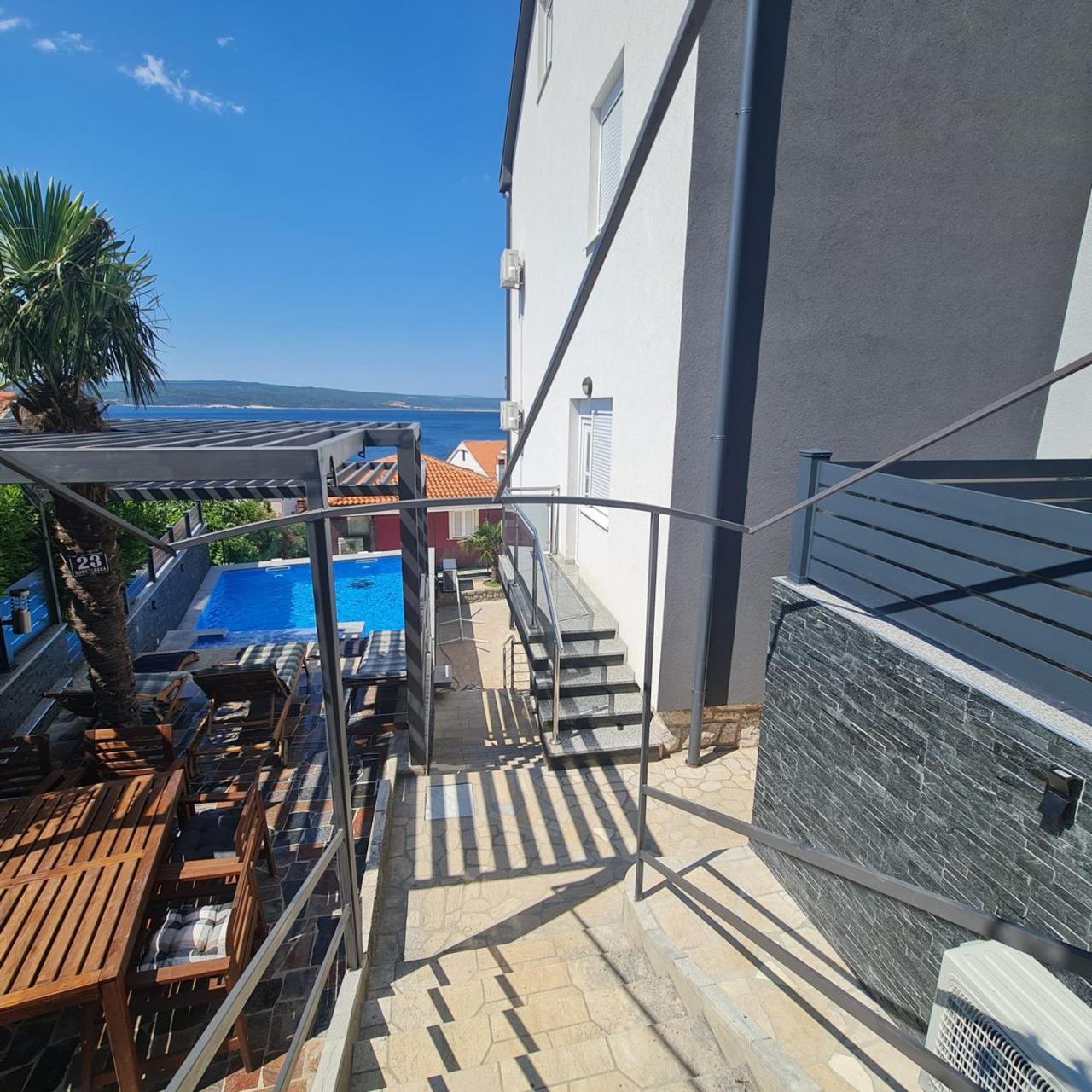 Apartments Blazevic, Heated Pool&Jacuzzi Dramalj Luaran gambar
