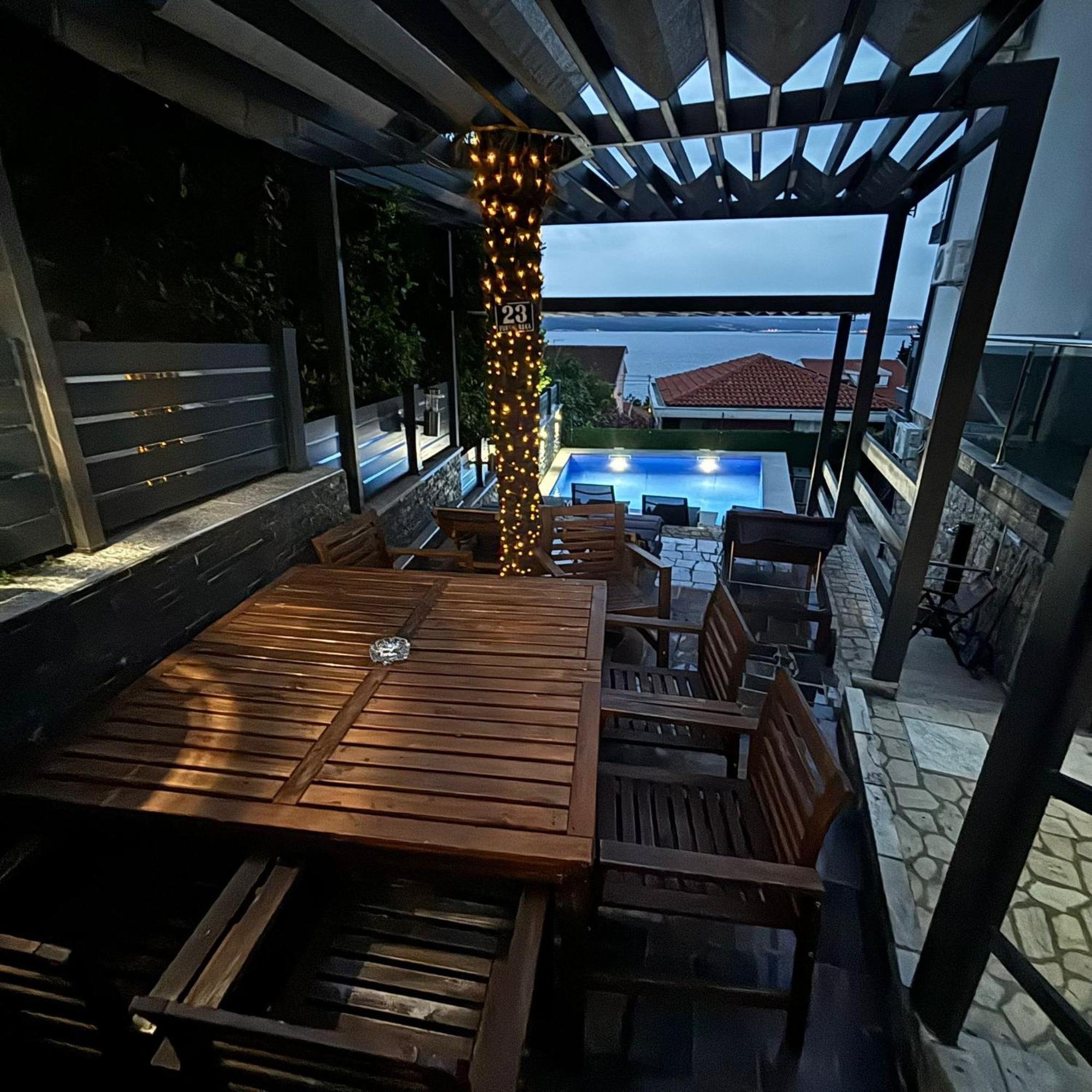 Apartments Blazevic, Heated Pool&Jacuzzi Dramalj Luaran gambar