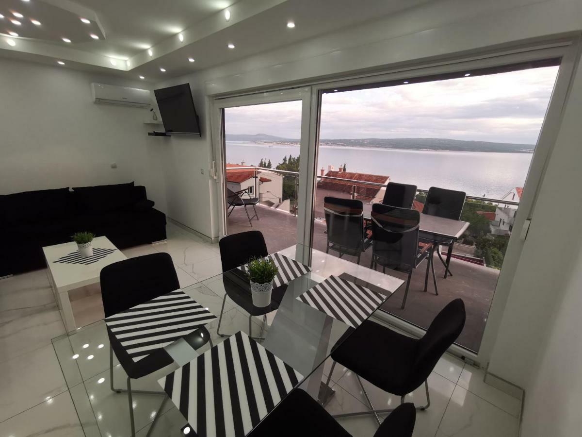 Apartments Blazevic, Heated Pool&Jacuzzi Dramalj Luaran gambar