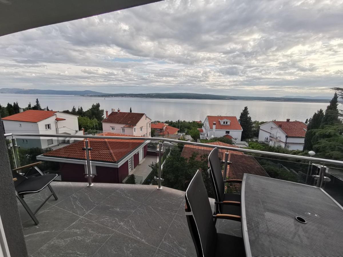Apartments Blazevic, Heated Pool&Jacuzzi Dramalj Luaran gambar