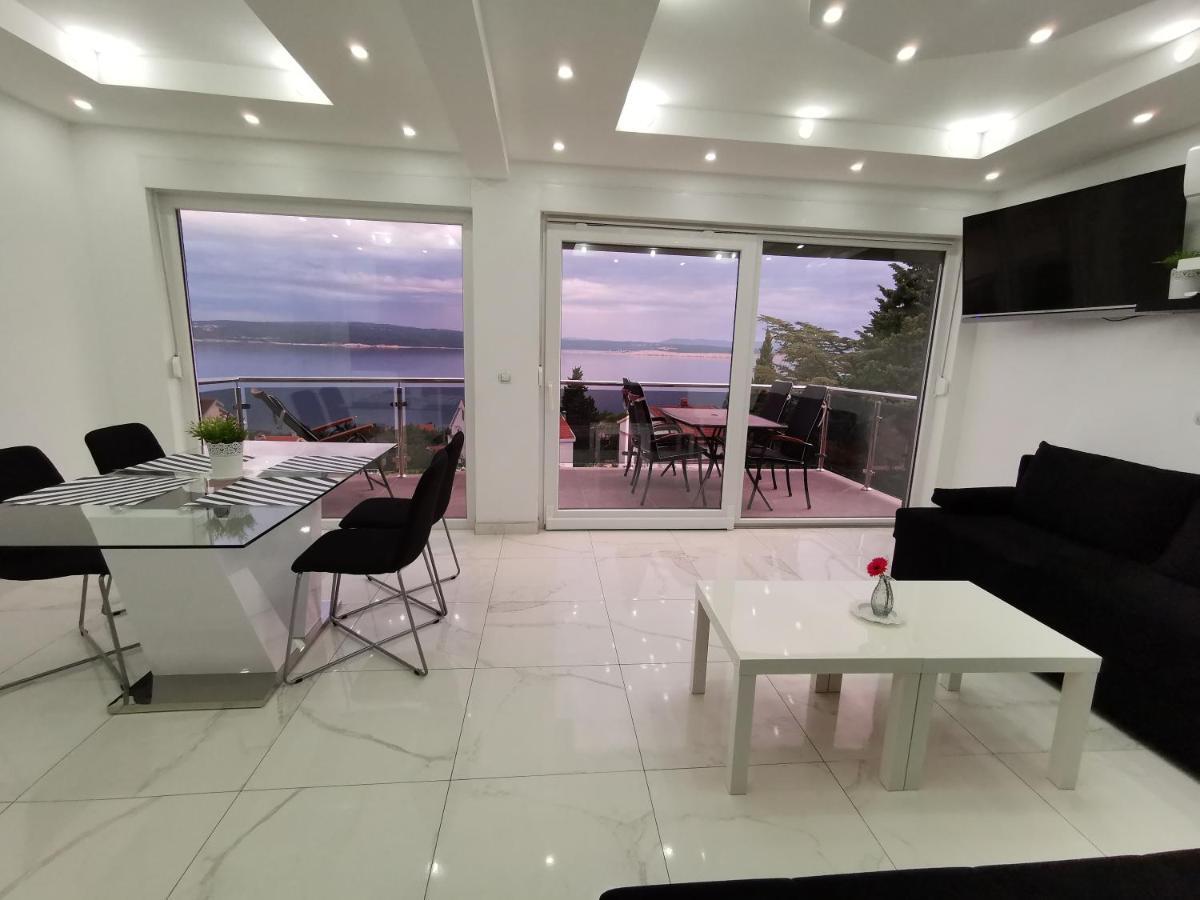 Apartments Blazevic, Heated Pool&Jacuzzi Dramalj Luaran gambar