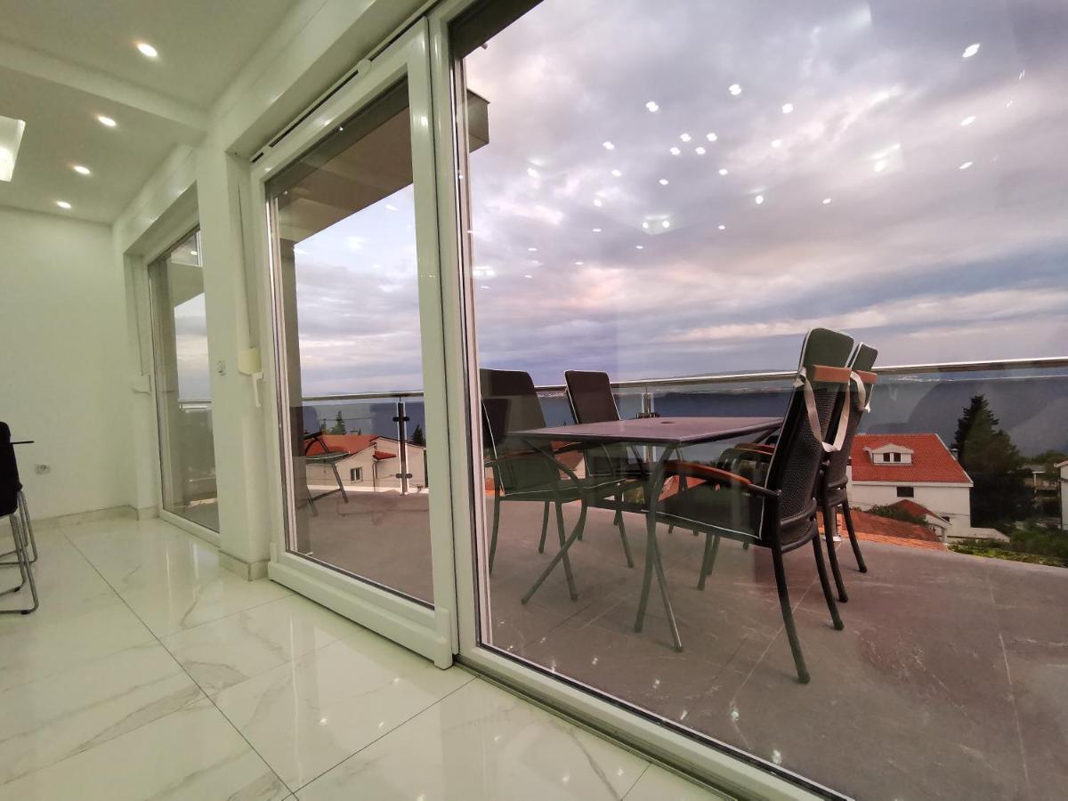 Apartments Blazevic, Heated Pool&Jacuzzi Dramalj Luaran gambar
